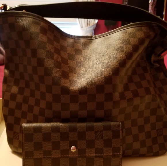 Louis Vuitton Handbags - Louis Vuitton delightful shoulder bag